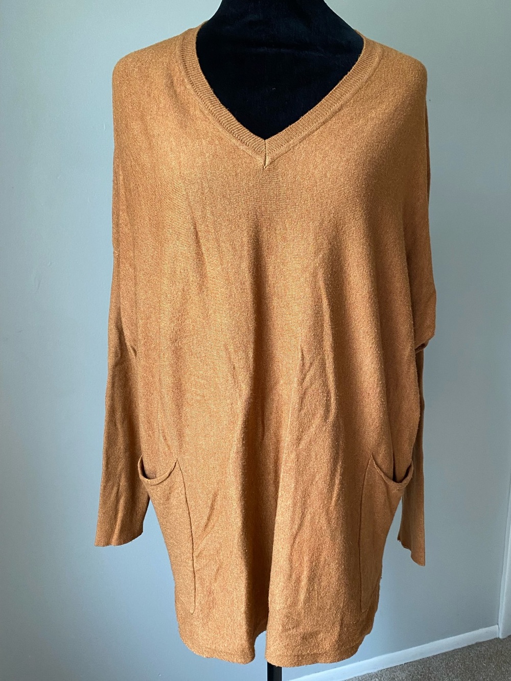 Altar'd State Womens Copper Brown Lagenlook Pocket VNeck Pullover Tunic Sweater